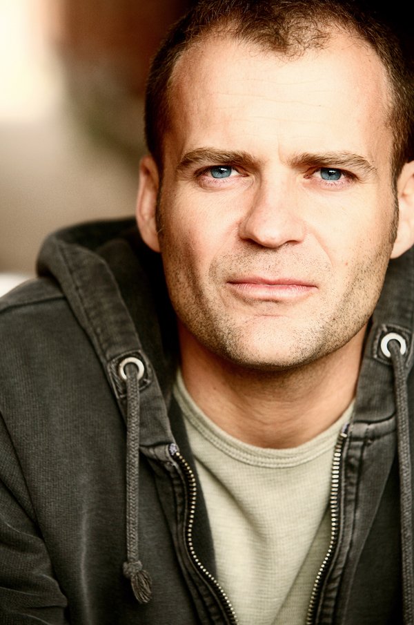 Фото - Ник Хоффа: 600x905 / 98 Кб