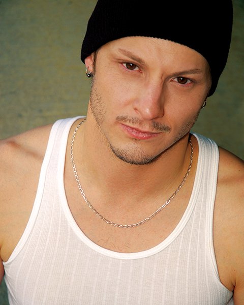 Фото - Стивен Броди: 480x600 / 44 Кб