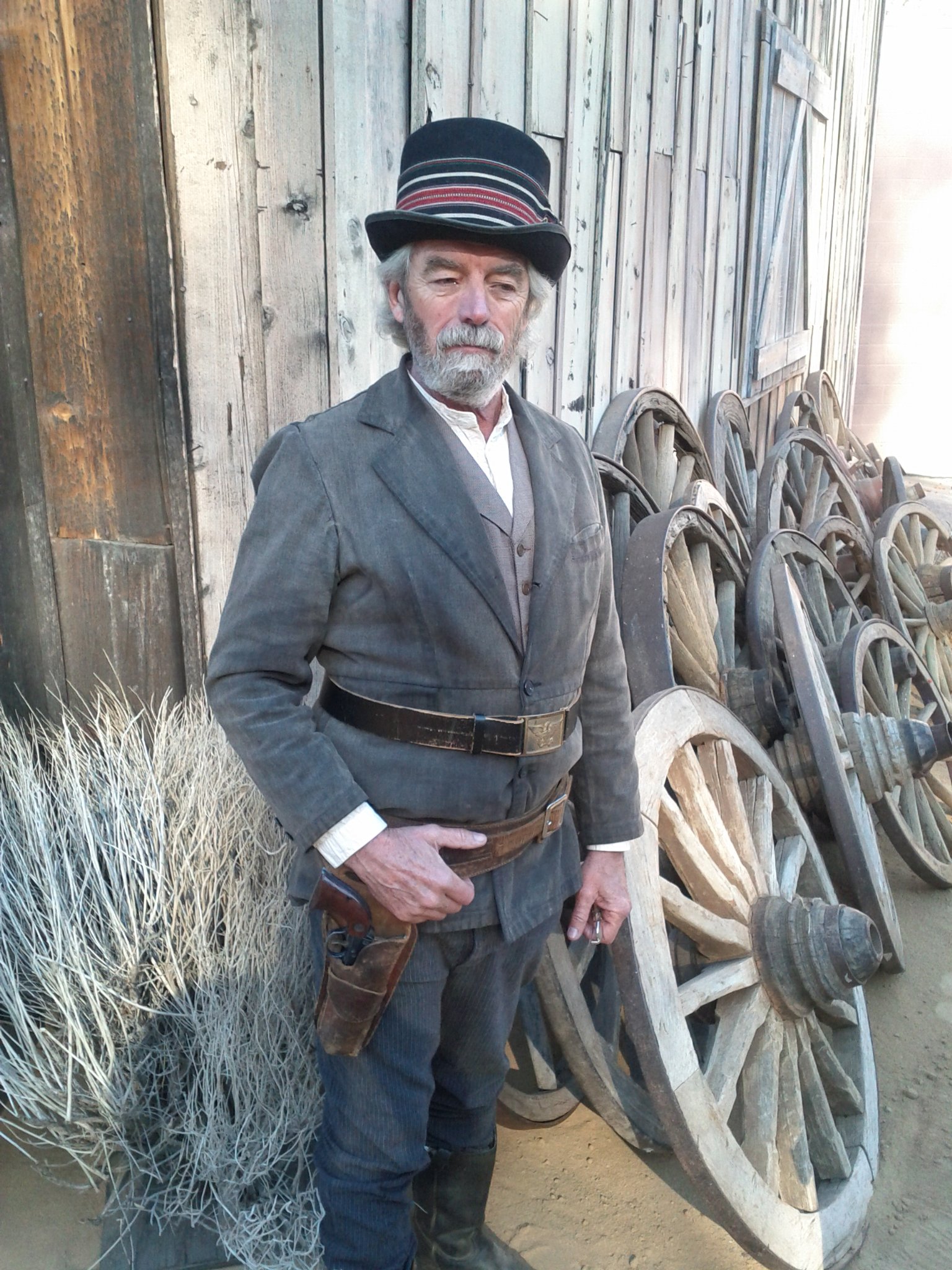 Фото - Майкл Ловерн: 1536x2048 / 608 Кб