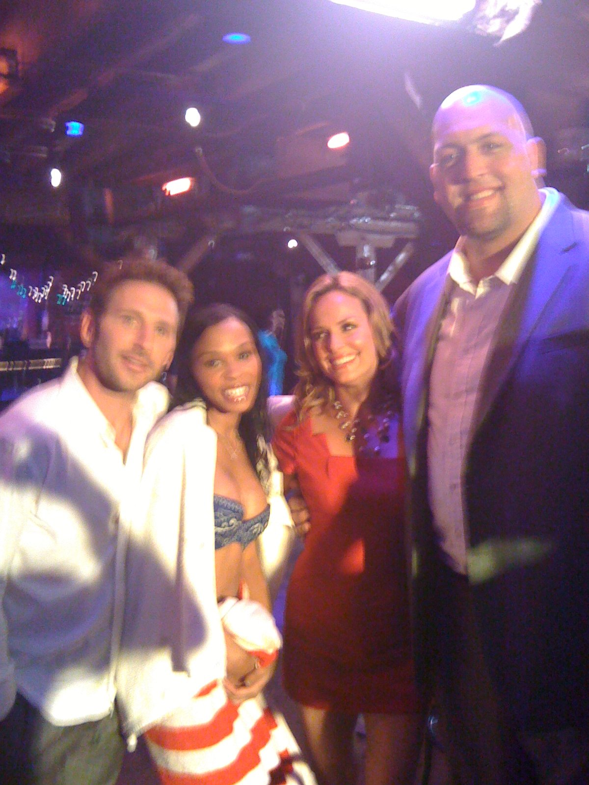 Фото - Дэрсел Уайт Морено: 1200x1600 / 280 Кб