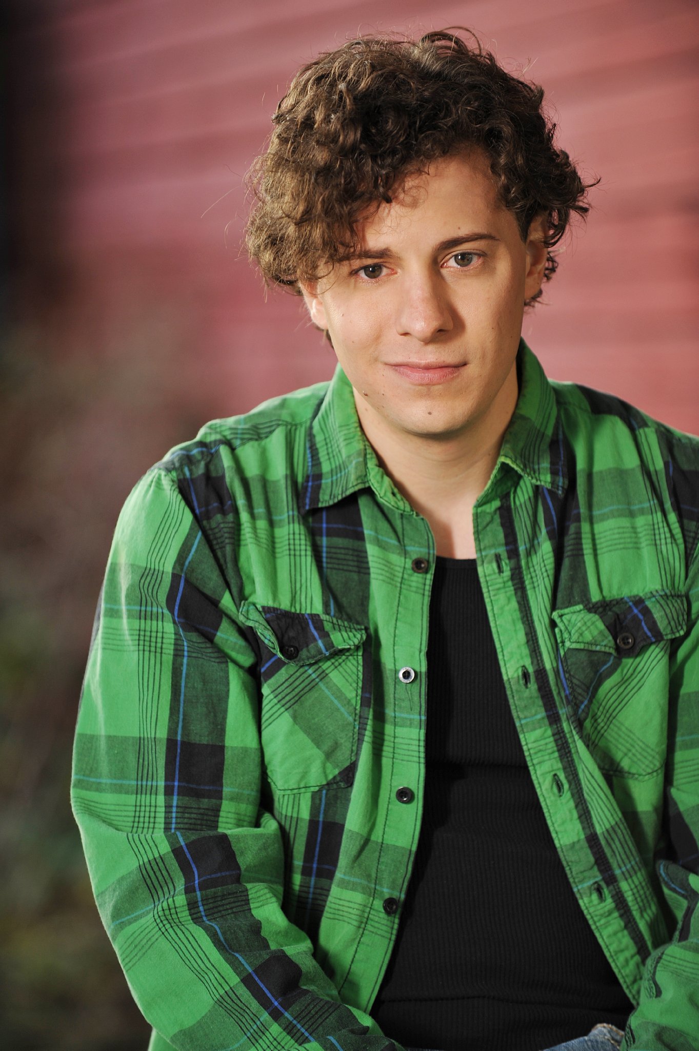 Фото - Леонард Лаконо: 1363x2048 / 393 Кб