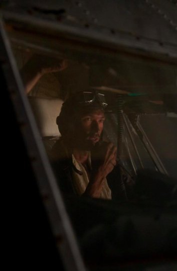 Фото - Эндрю Варенхорст: 353x539 / 15 Кб