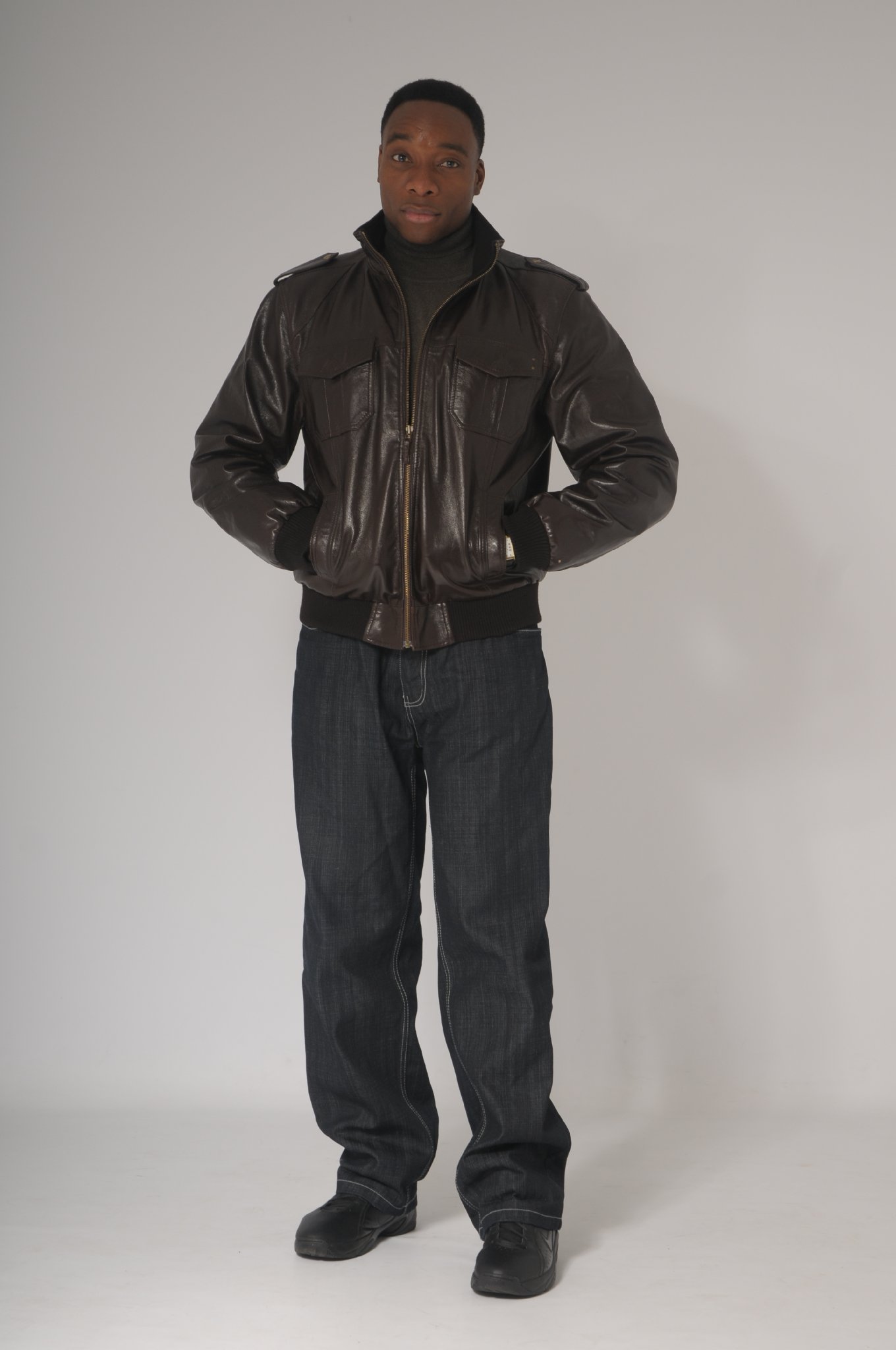 Фото - Бентли Калу: 1360x2048 / 133 Кб