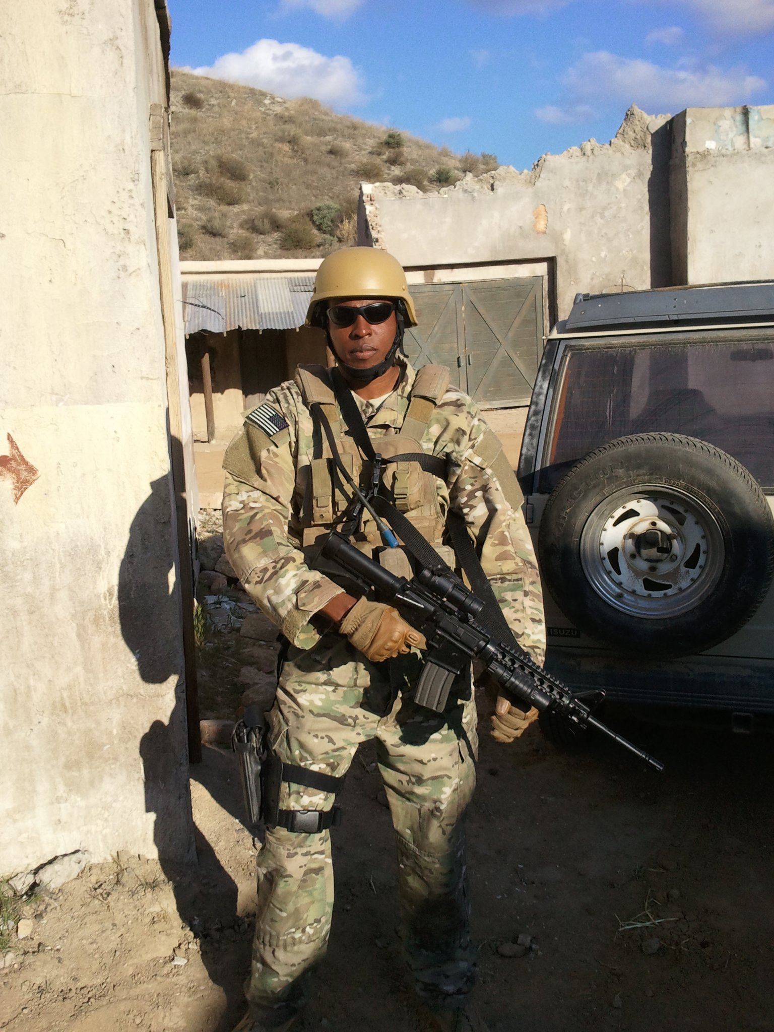 Фото - Тьюрстон Хилл: 1536x2048 / 495 Кб