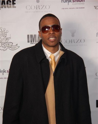 Фото - Тьюрстон Хилл: 401x510 / 25 Кб