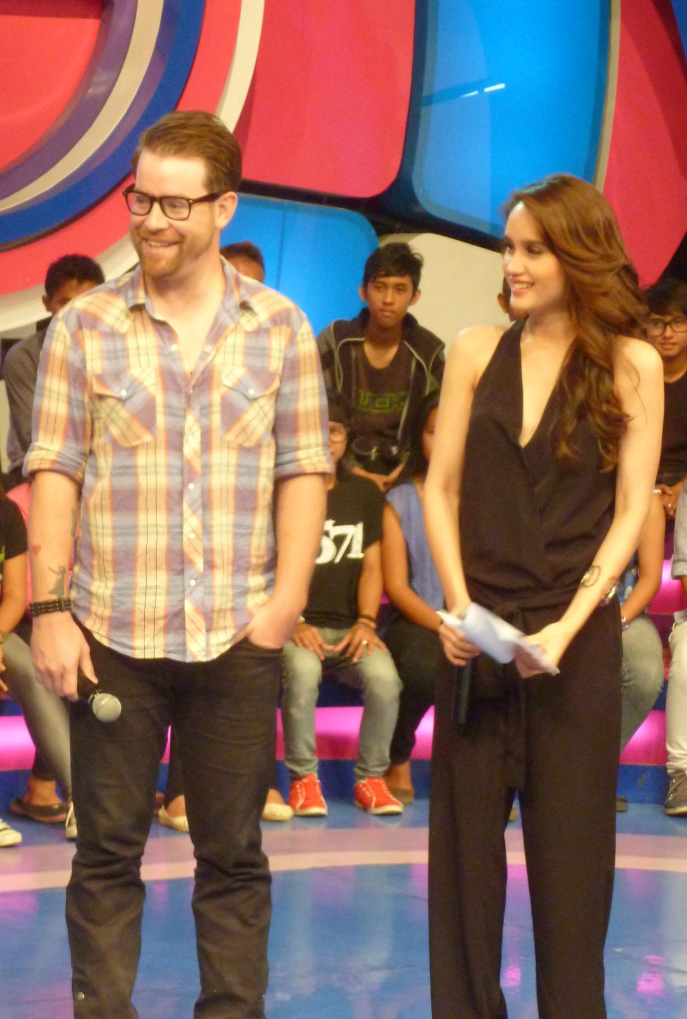 Фото - Цинта Лаура Кил: 1381x2048 / 326 Кб