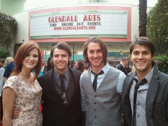 Фото - Тодд Денсон: 540x405 / 52 Кб