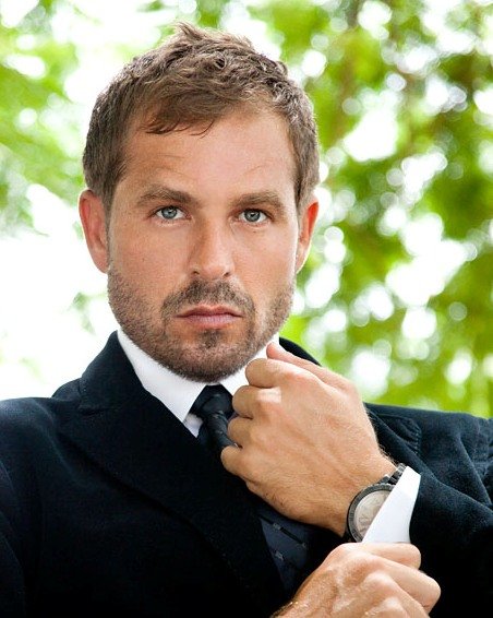 Фото - Джеффри Доннелли: 452x566 / 57 Кб