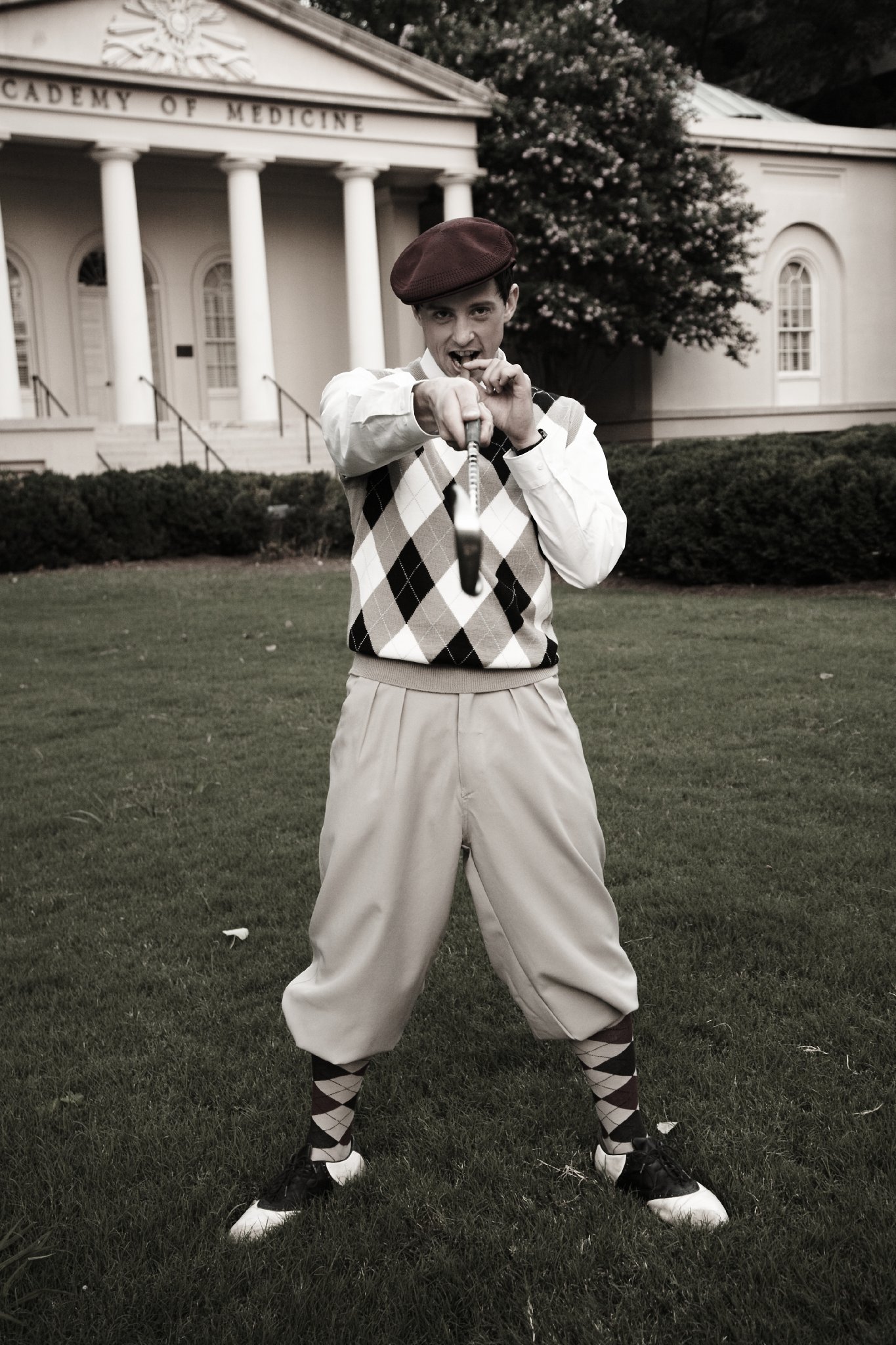 Фото - Брэд Бинкли : 1365x2048 / 497 Кб