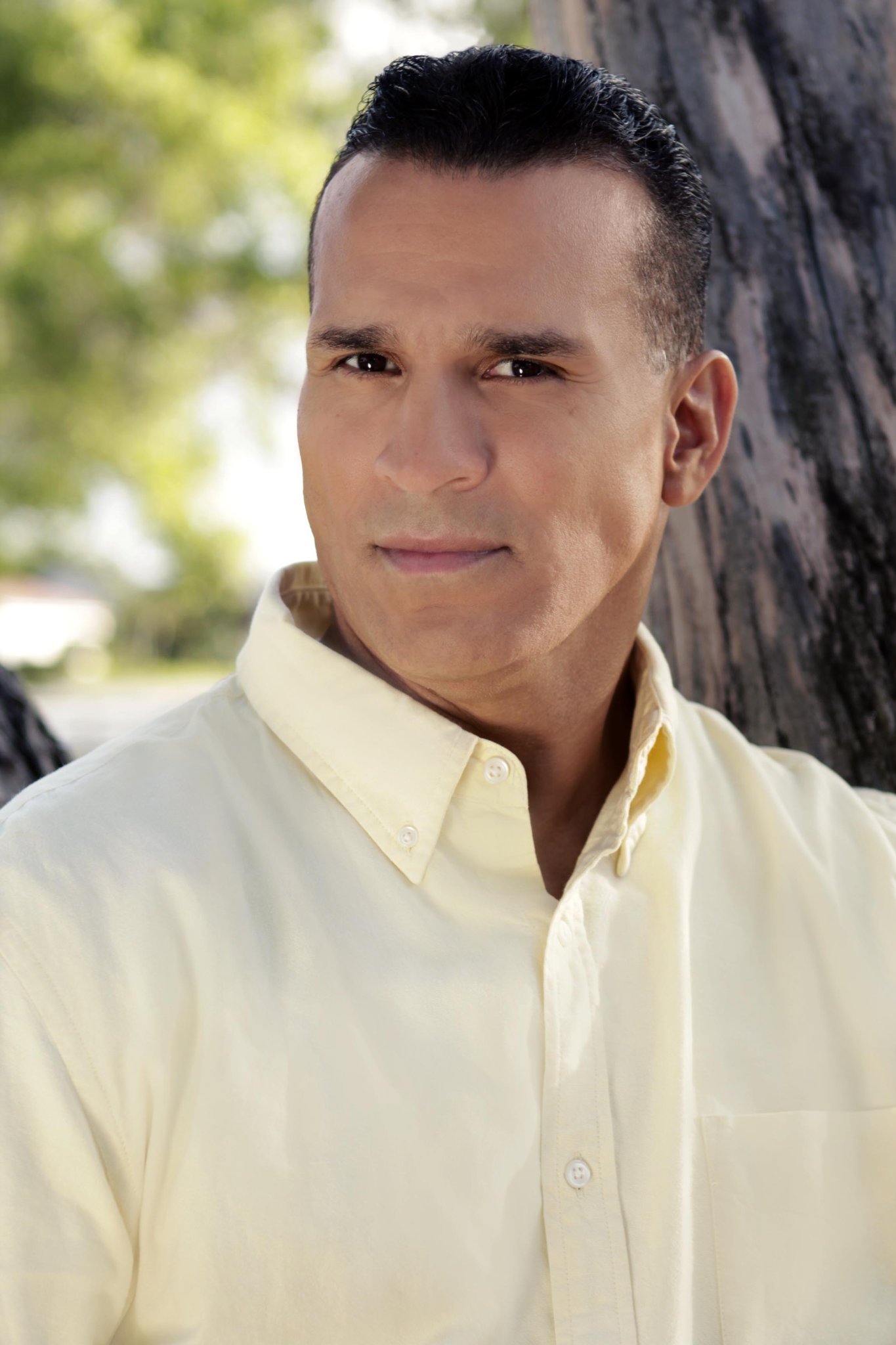 Фото - Джозеф Велез: 1365x2048 / 217 Кб