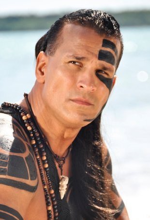 Фото - Джозеф Велез: 310x452 / 28 Кб