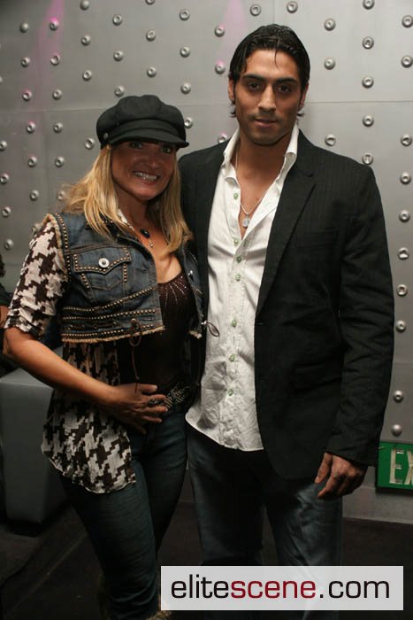 Фото - Франсиско Овалл: 467x700 / 52 Кб