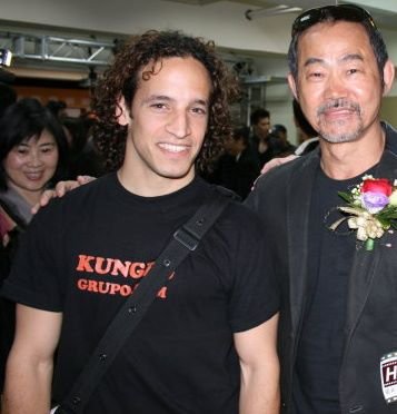 Фото - Стивен Дасс: 357x372 / 25 Кб