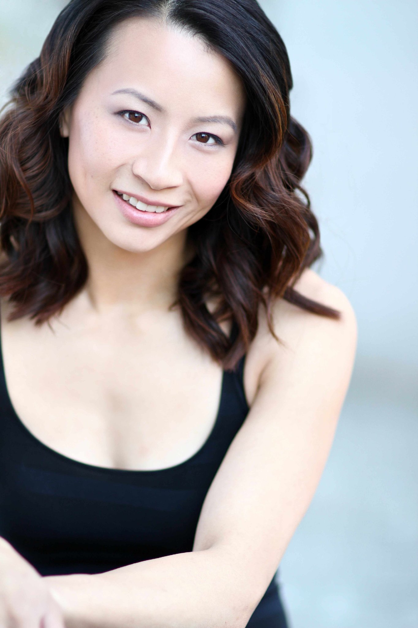 Фото - Ирма Леонг: 1365x2048 / 218 Кб