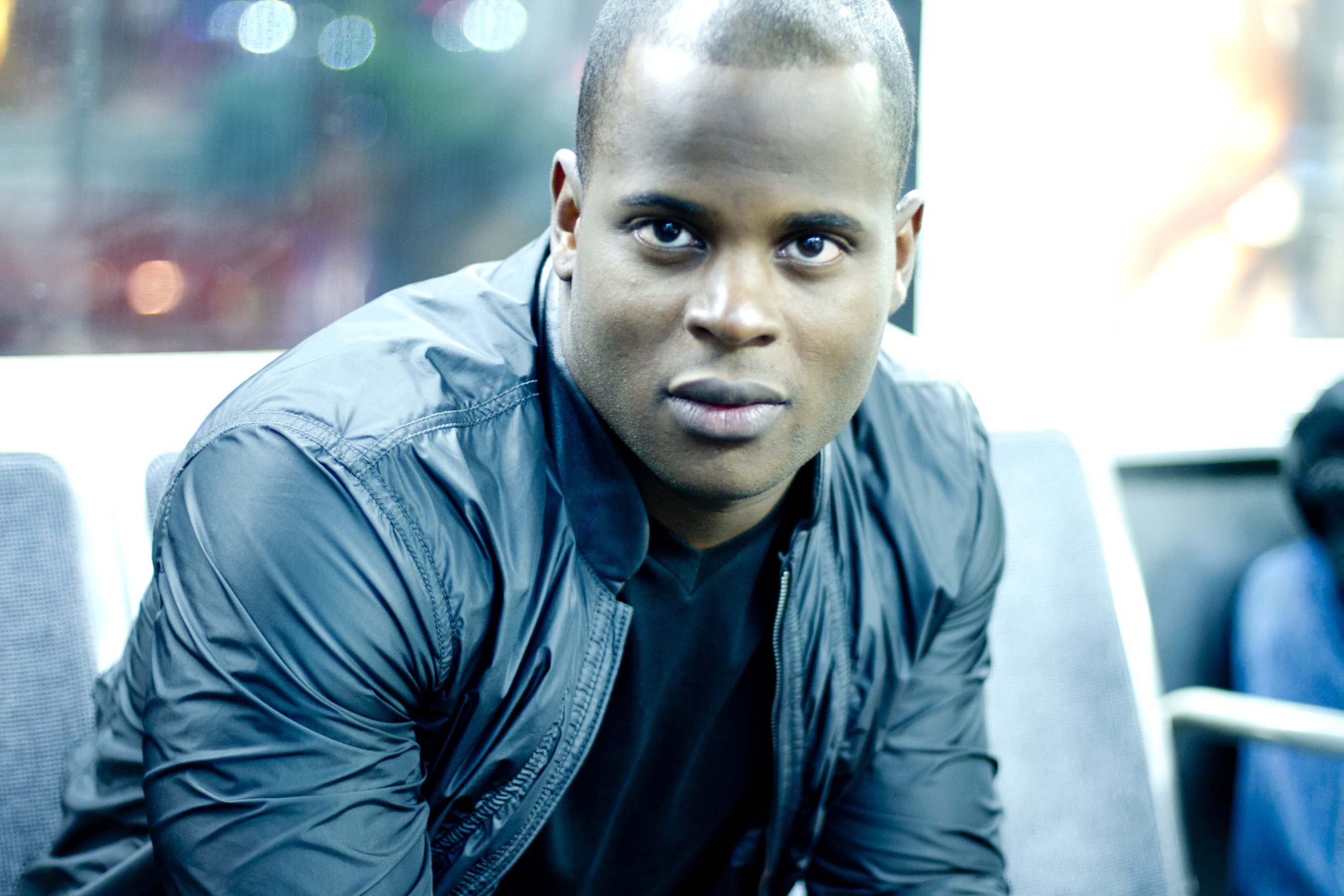 Фото - Майкл Лесли: 2700x1800 / 591 Кб