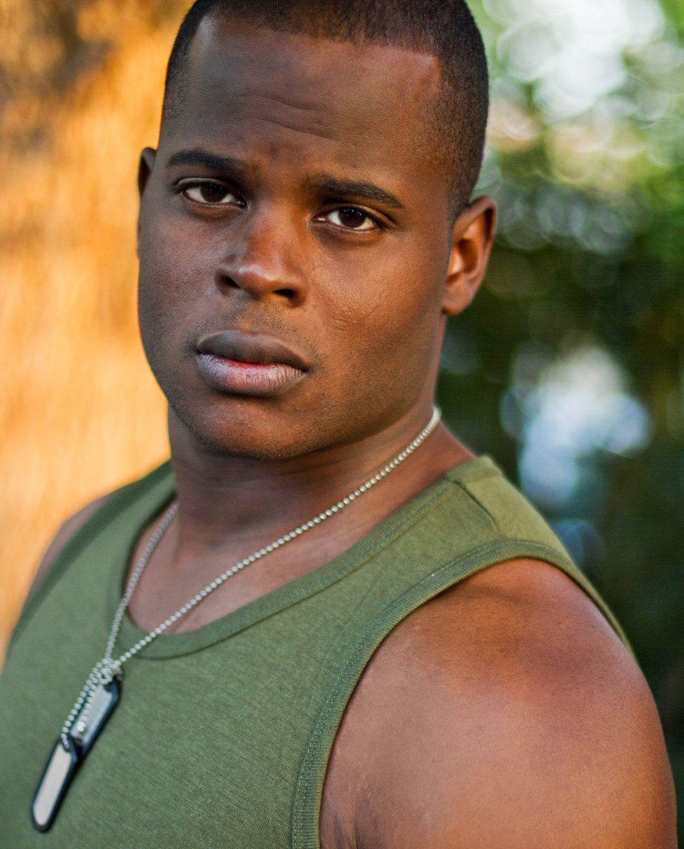 Фото - Майкл Лесли: 990x1230 / 171 Кб