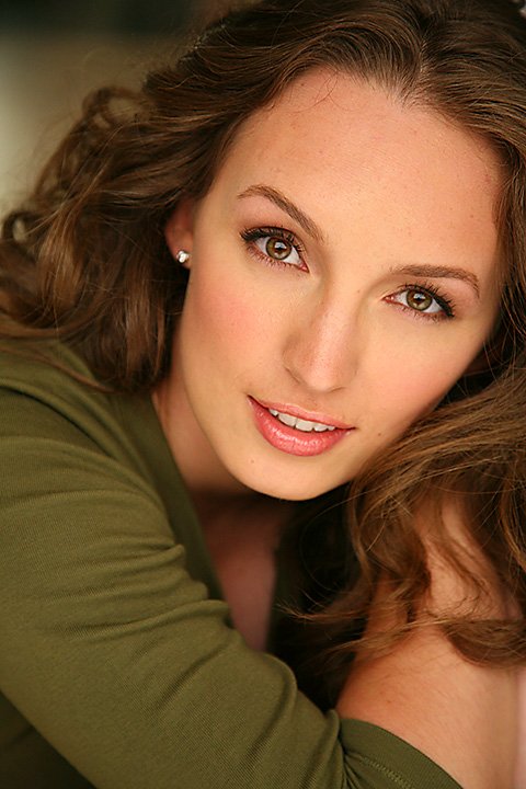 Фото - Эллисон Мари Волк: 480x720 / 62 Кб