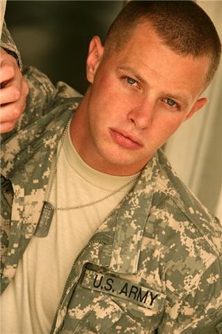 Фото - Райан Ахерн: 319x480 / 31 Кб