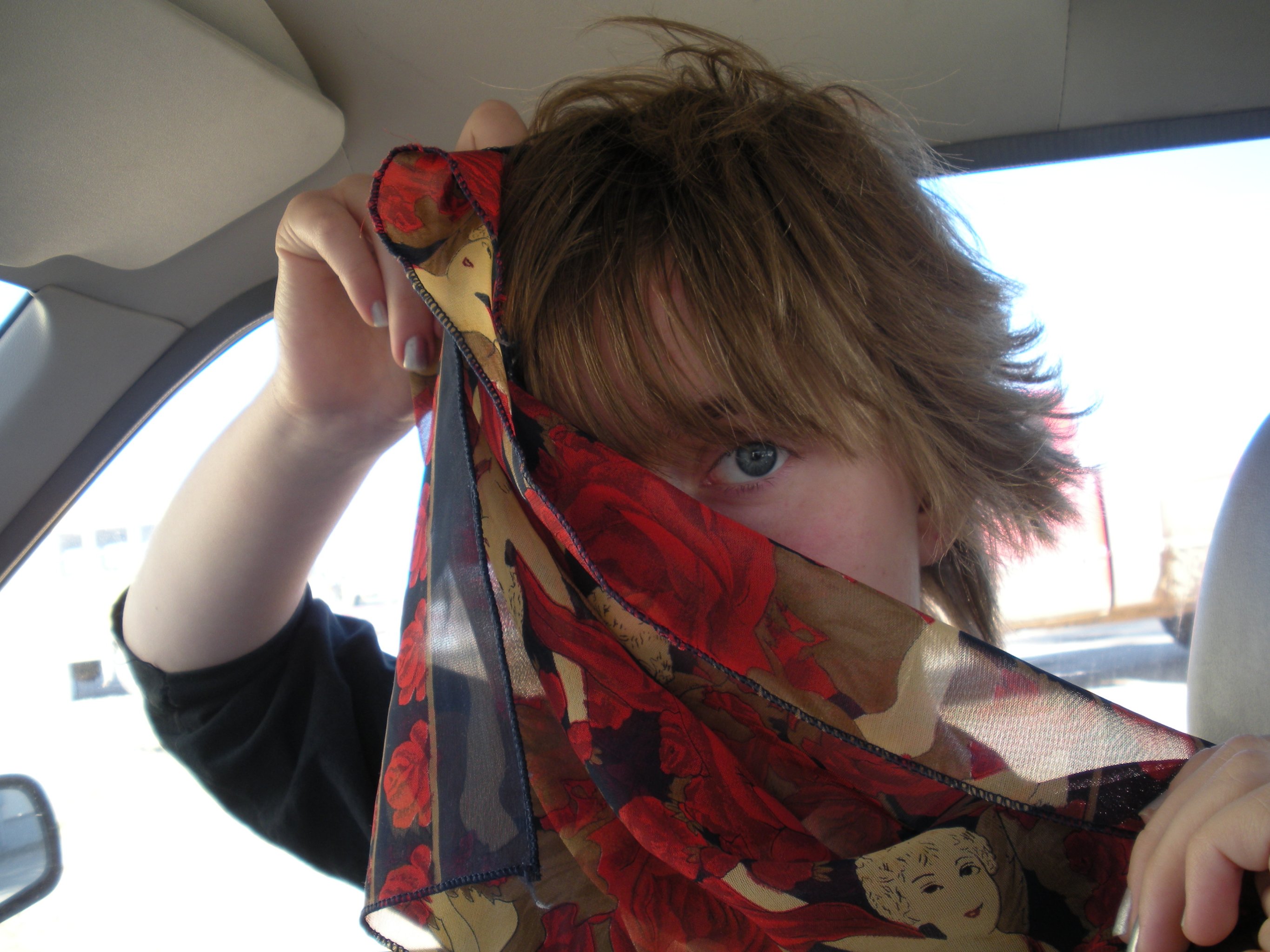 Фото - Эшли М. Калфас: 2731x2048 / 601 Кб