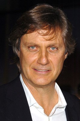 Фото - Лассе Халльстрем: 265x400 / 21 Кб