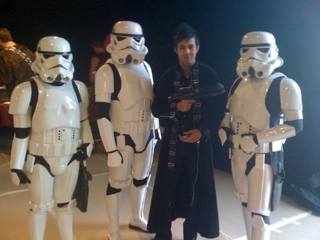 Фото - Джулиан Грэхам: 453x340 / 31 Кб