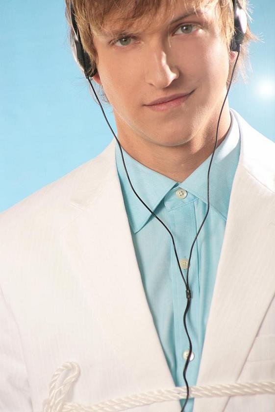 Фото - Блэйк Френч: 561x842 / 46 Кб