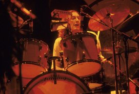 Фото - Мик Флитвуд: 271x184 / 13 Кб