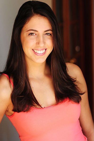 Фото - Кэйтлин Дешель: 399x599 / 34 Кб