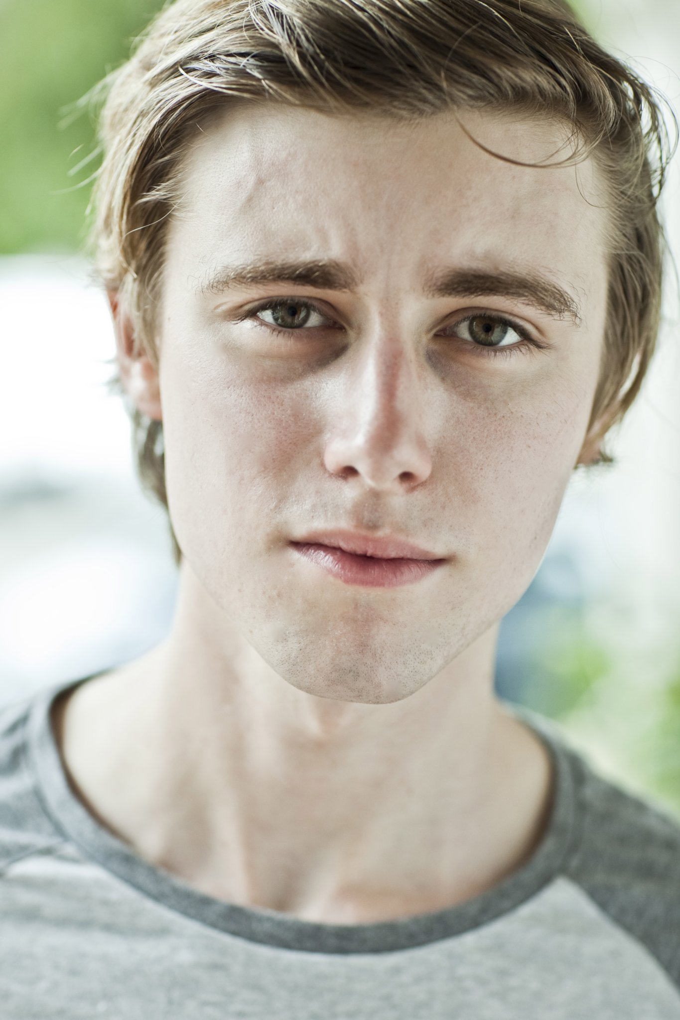 Фото - Люк Уэбб: 1365x2048 / 265 Кб