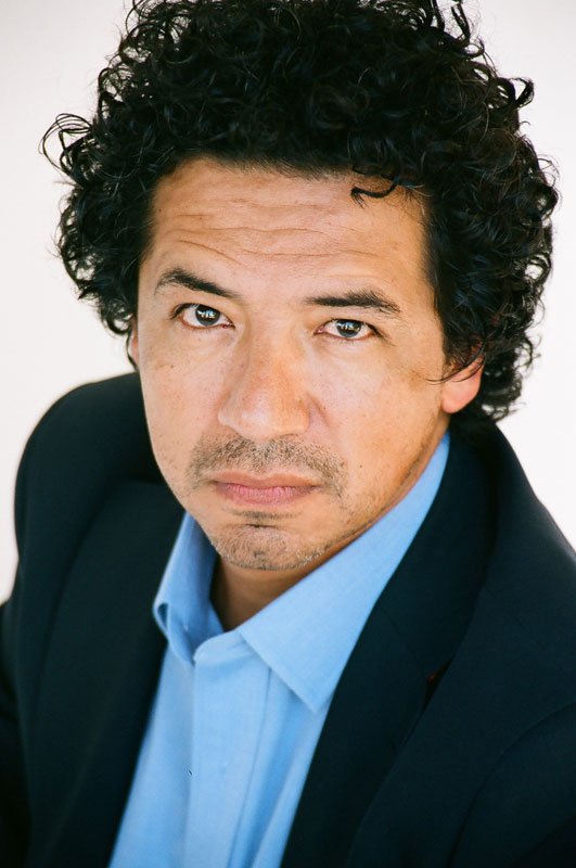 Фото - Марио Морено: 531x800 / 62 Кб