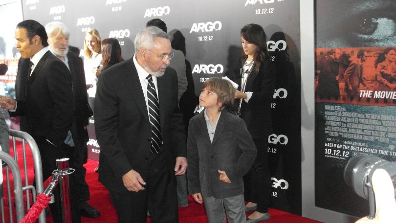 Фото - эйдан Сьюссман: 810x456 / 76 Кб