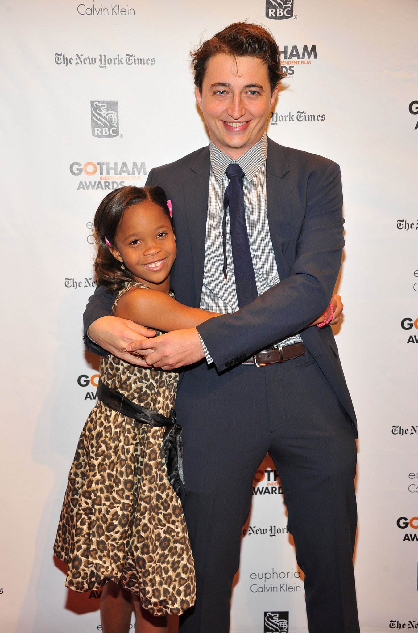 Фото - Куавенжане Уоллис: 1355x2048 / 420 Кб