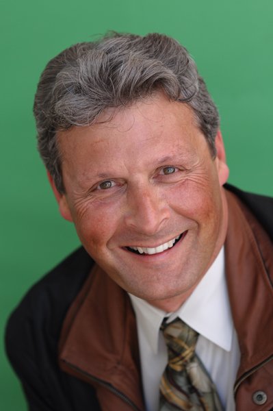 Фото - Майкл Джеймс Спалл: 399x600 / 32 Кб