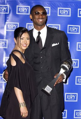 Фото - Коби Брайант: 271x400 / 28 Кб