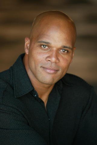 Фото - Рико Макклинтон: 321x480 / 15 Кб