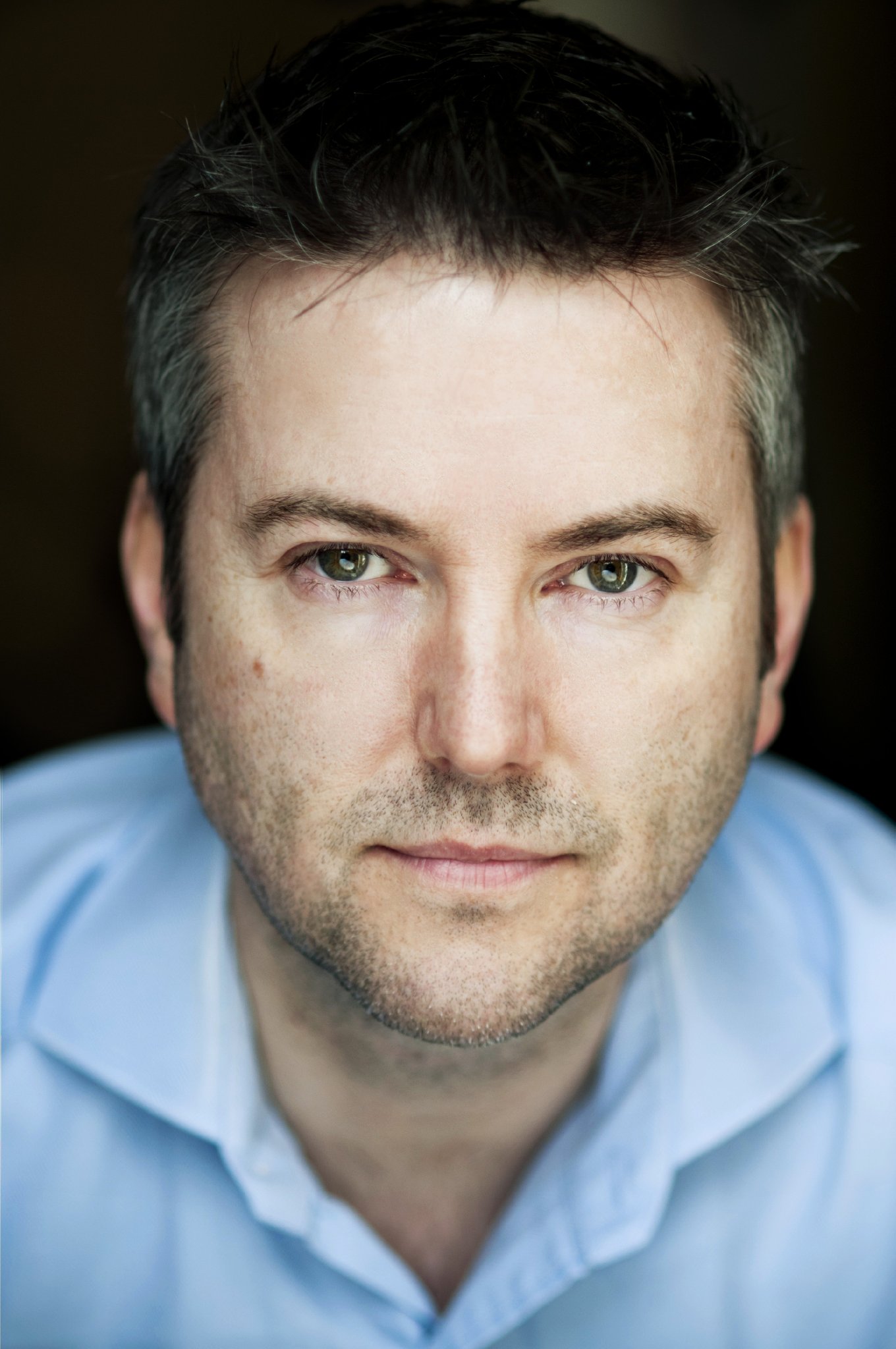 Фото - Джулиан Бут: 1360x2048 / 253 Кб