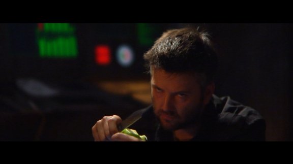 Фото - Джулиан Бут: 576x323 / 14 Кб