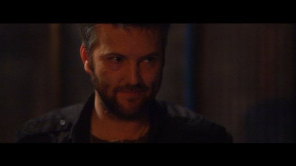 Фото - Джулиан Бут: 576x323 / 11 Кб