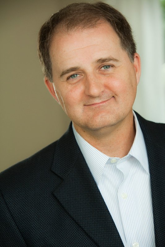 Фото -  Брайан Ченоуэт: 533x800 / 63 Кб