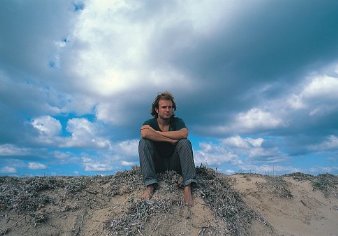 Фото - Тристан Ульоа: 338x236 / 18 Кб