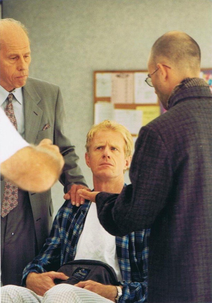 Фото - Тимоти Маклафлен: 690x985 / 116 Кб