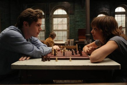 Фото - Лиззи Брошере: 435x290 / 25 Кб