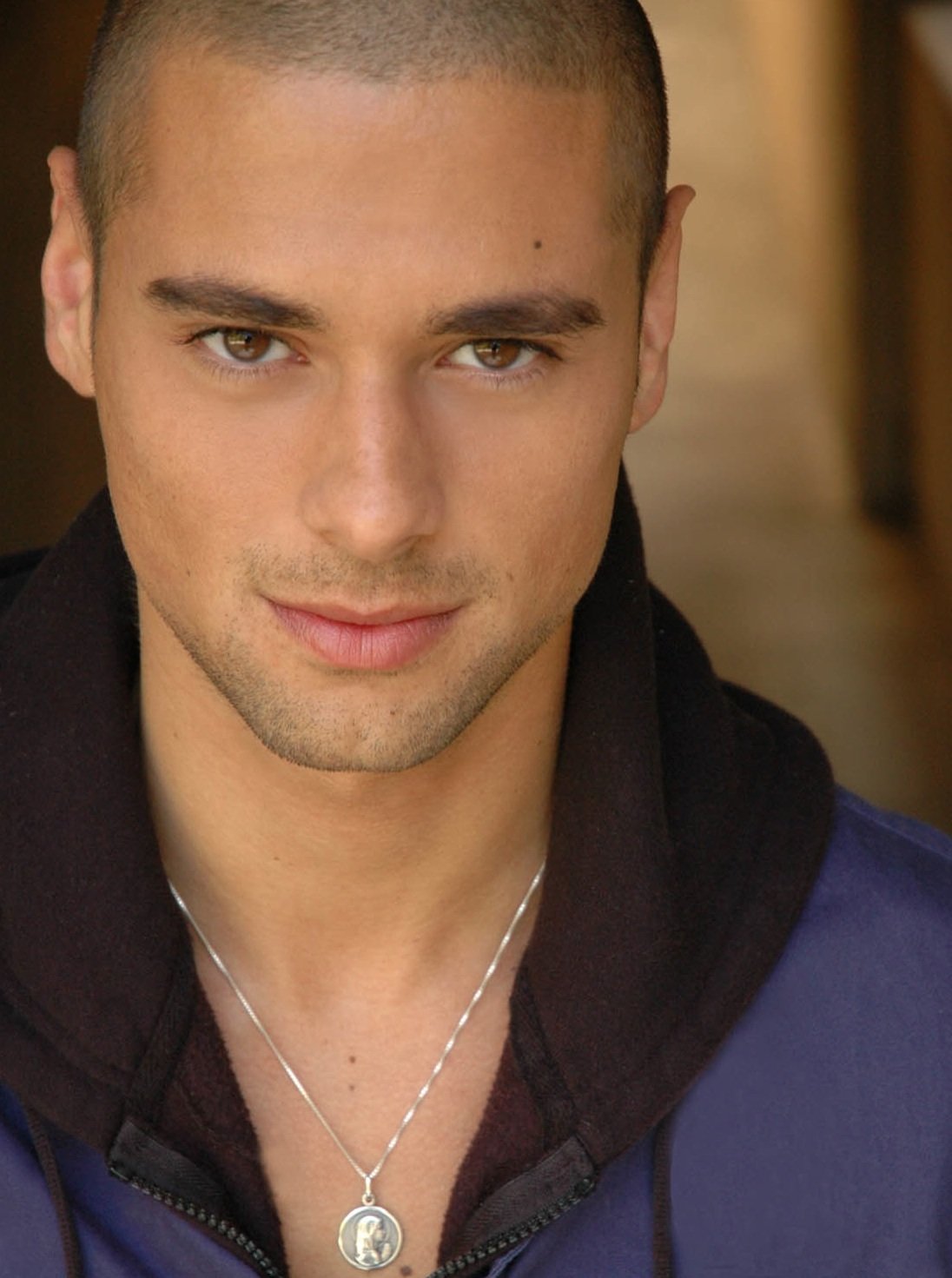 Фото - Дж.Р. Рамирез: 1096x1471 / 152 Кб