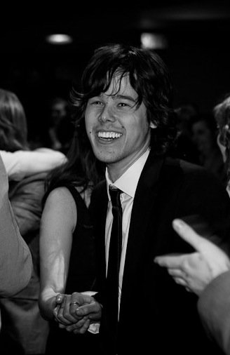 Фото - Филип Нозука: 328x506 / 21 Кб