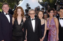 Фото - Трит Уильямс: 261x170 / 14 Кб