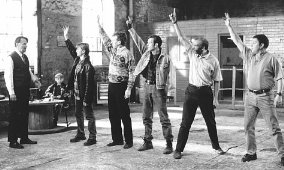 Фото - Том Уилкинсон: 284x170 / 19 Кб