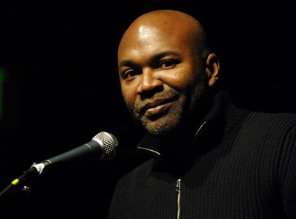 Фото - Нелсон Джордж: 296x219 / 8 Кб