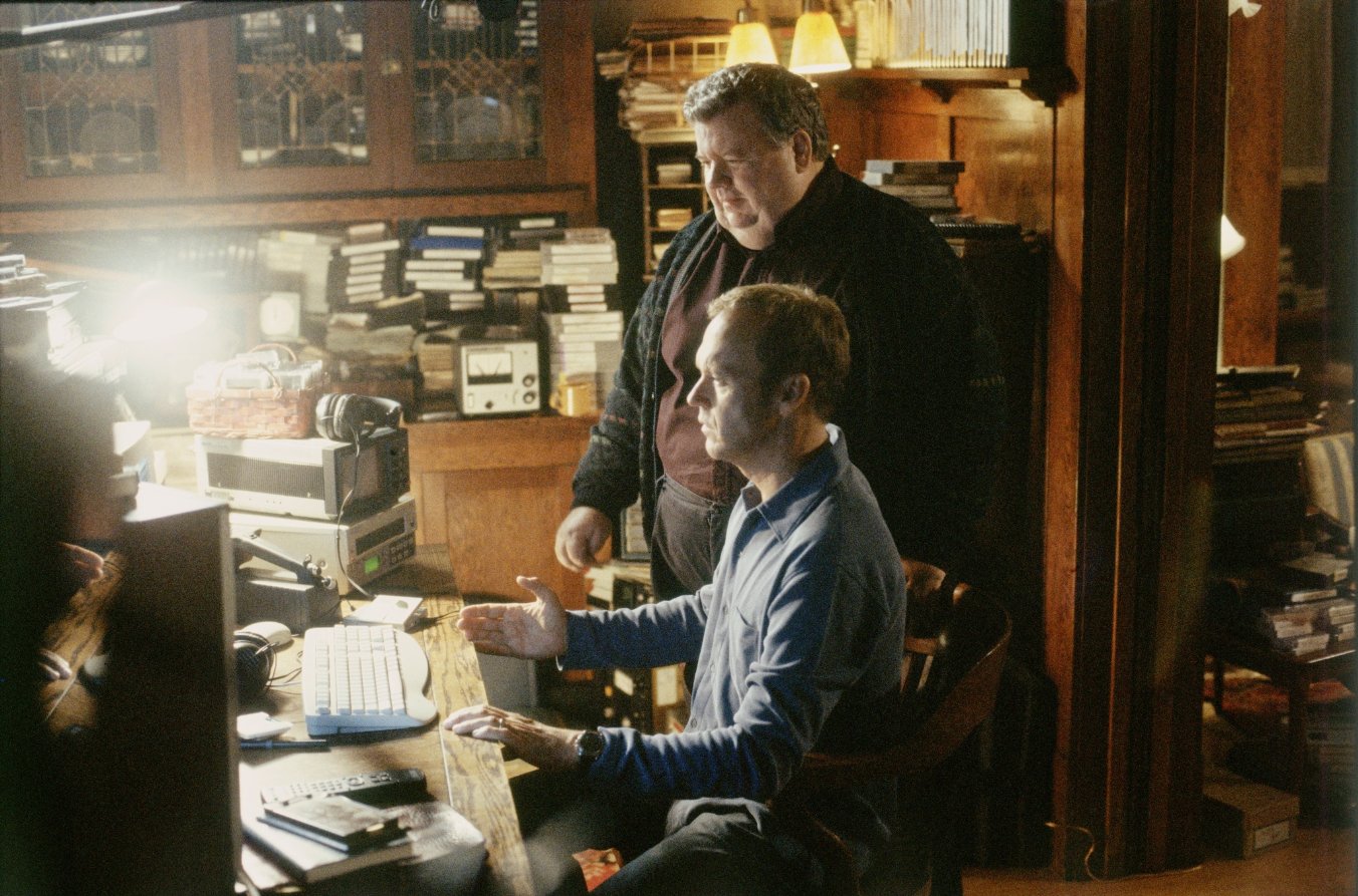 Фото - Иэн МакНис: 1352x893 / 257 Кб