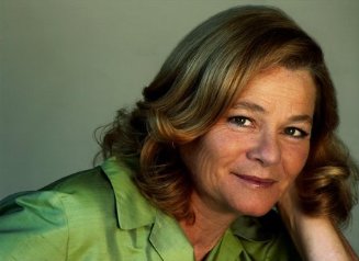 Фото - Кэрен Лэндри: 327x238 / 15 Кб