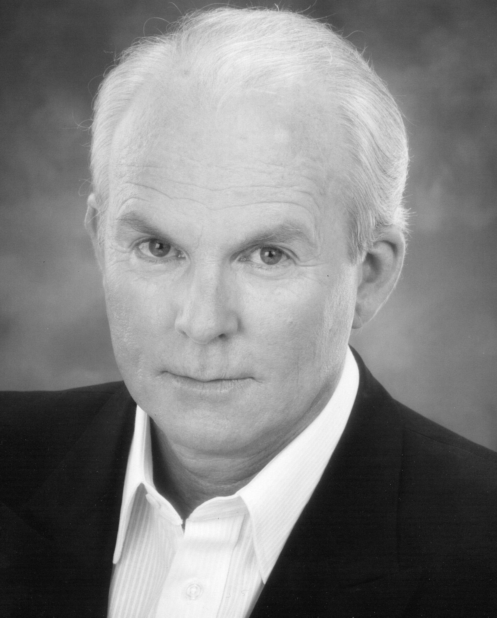 Фото - Эрик Карсон: 1650x2048 / 503 Кб